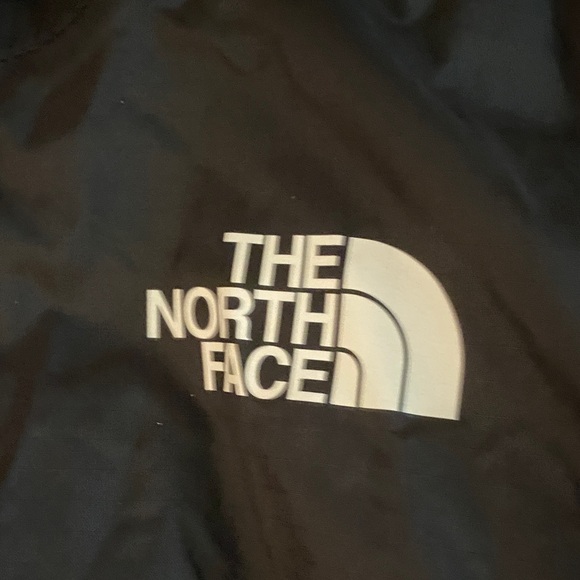 The North Face Midnight Black Windbreaker - Picture 3 of 6